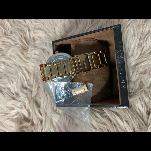 MK WATCH $130 OBO - Picture 2 of 3